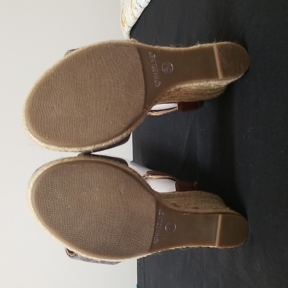 Madeline Women's  Wedge Sandals with Leather Ankle Strap In Blue Sz 6M - Picture 5 of 9